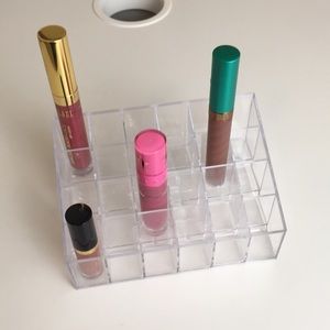 Acrylic lipstick holder *lipstick not included*